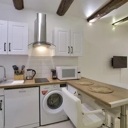 Superb Flat Near The In Apartment Antibes